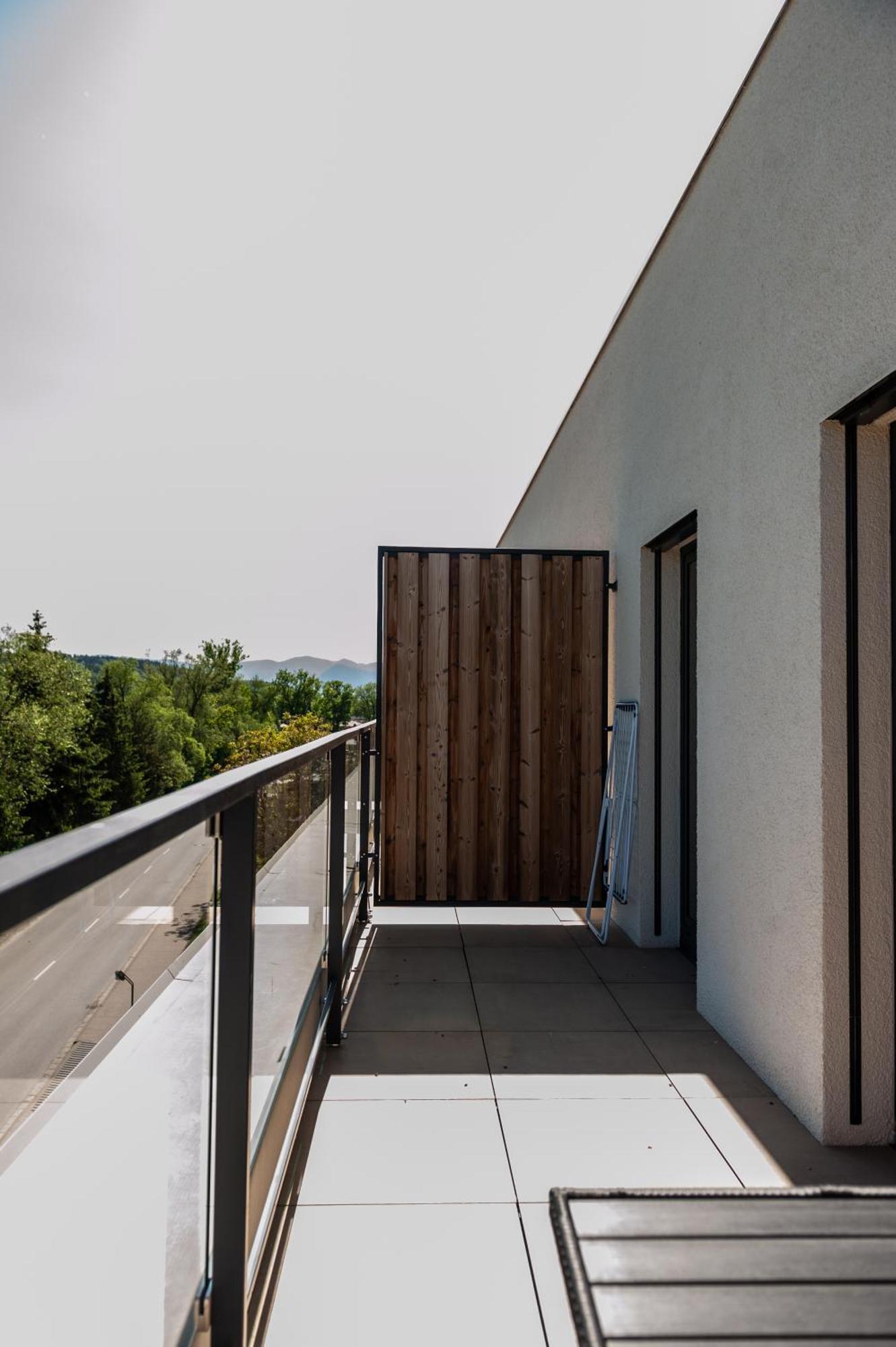 Apartmany Besen Bešeňová Exteriör bild