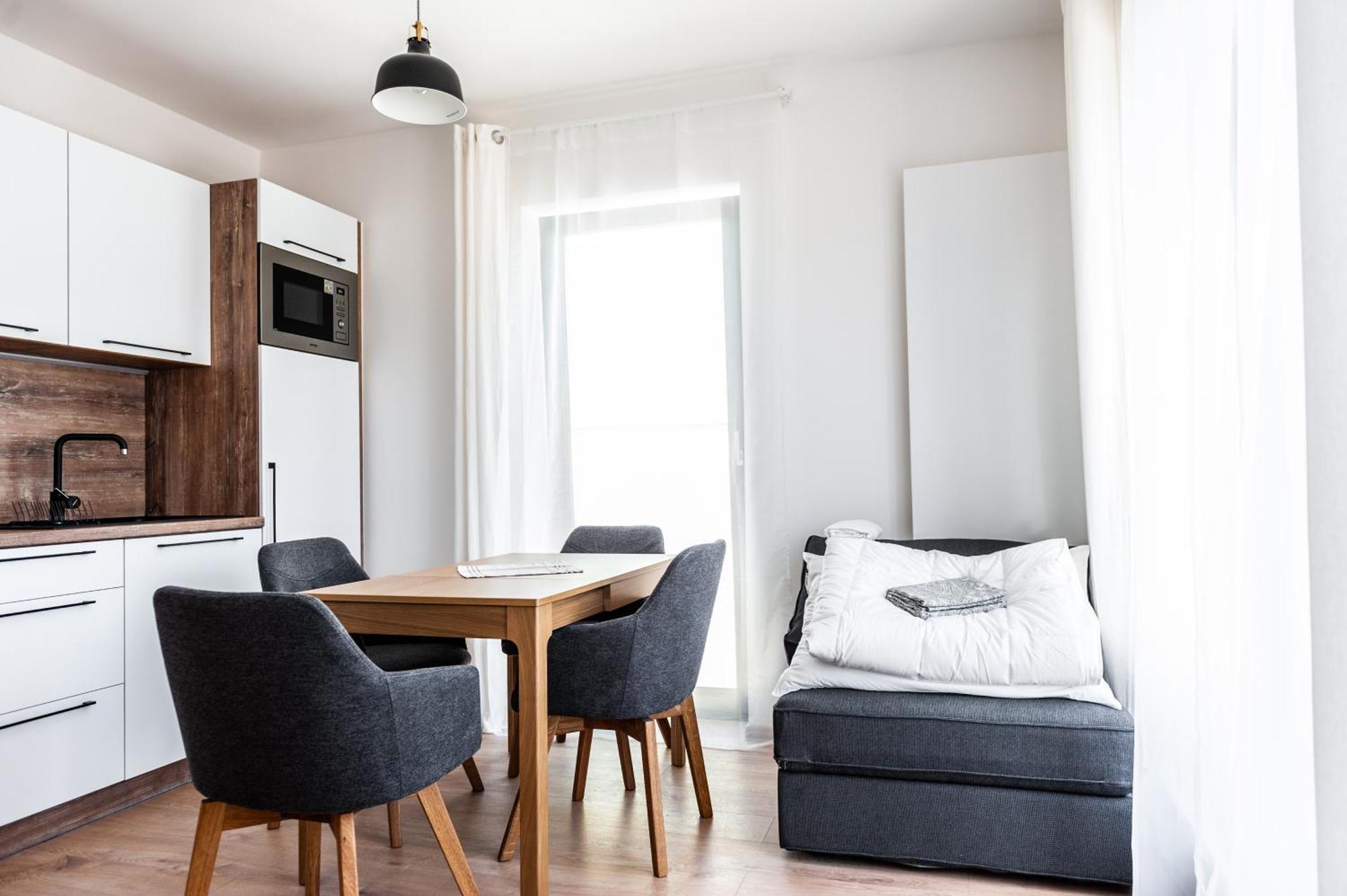 Apartmany Besen Bešeňová Exteriör bild